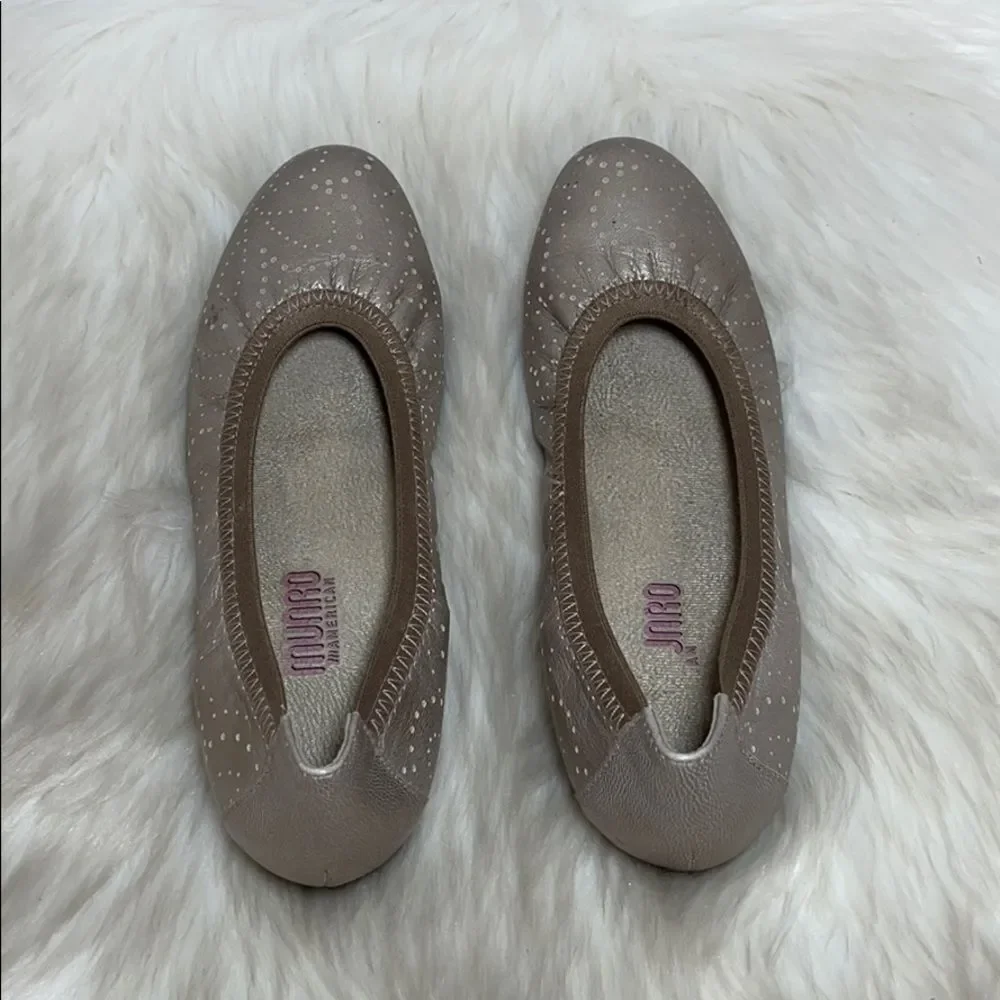 Munro Brandi Metallic Pale Gold Ballet Flats Sz 8‎